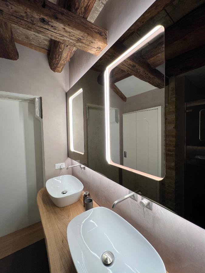 Venice Luxury Suite - Private Jacuzzi And Design Kültér fotó