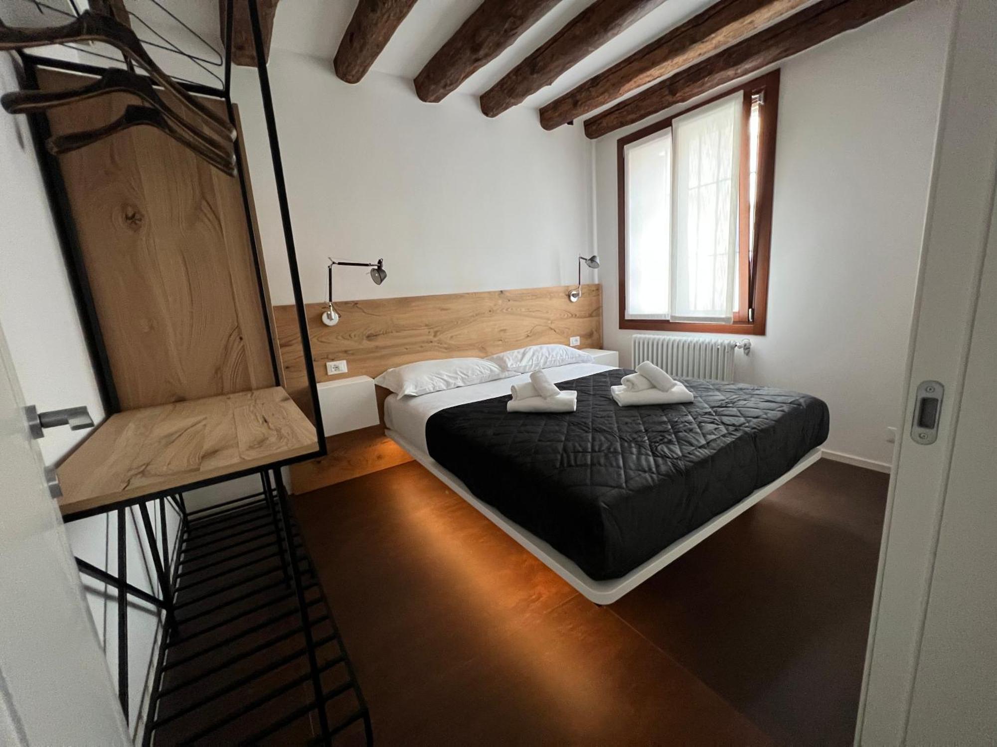 Venice Luxury Suite - Private Jacuzzi And Design Kültér fotó